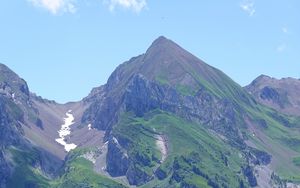 Превью обои гора, склон, лес, деревья, пейзаж