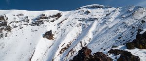 Превью обои гора, склон, снег, рельеф, пейзаж, белый