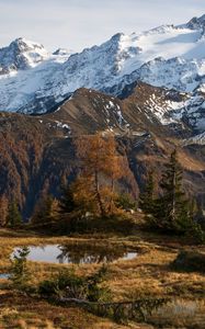 Превью обои гора, снег, деревья, лужа, пейзаж