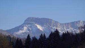 Превью обои гора, снег, деревья, пейзаж