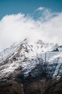 Превью обои гора, снег, облака, небо, белый, пейзаж