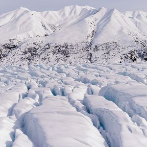 Превью обои гора, снег, рельеф, зима, белый