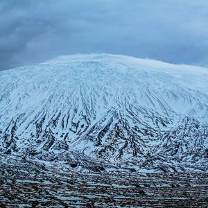 Превью обои гора, снег, вулкан, исландия, природа, пейзаж