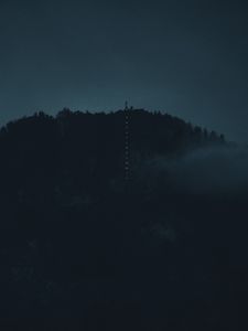 Превью обои гора, темный, ночь, туман, темнота