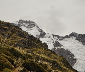 Превью обои гора, трава, снег, холм