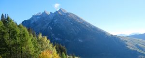 Превью обои гора, вершина, деревья, природа, пейзаж, вид