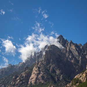 Превью обои гора, вершина, облако, высота, вид