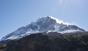 Превью обои гора, вершина, пик, склон, заснеженный