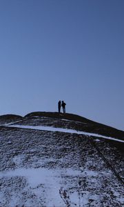 Превью обои гора, вершина, силуэты, пара, темный