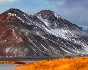 Превью обои гора, вершина, склон, горный хребет, пейзаж