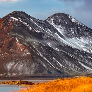 Превью обои гора, вершина, склон, горный хребет, пейзаж