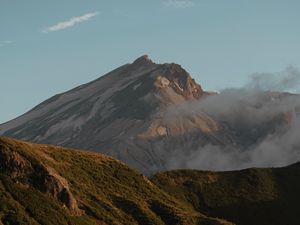 Превью обои гора, вершина, склон, облако, пейзаж