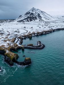Превью обои гора, вершина, снег, остров, море, природа