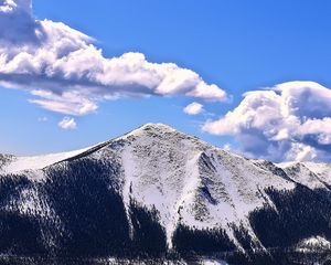 Превью обои гора, вершина, снег, небо