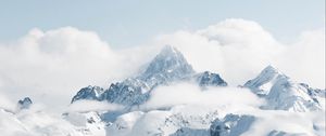 Превью обои гора, вершина, снег, облака, пейзаж, белый