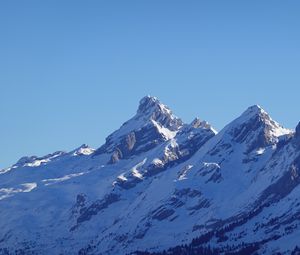 Превью обои гора, вершина, снег, склон, заснеженный, зима