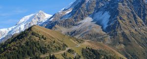 Превью обои гора, вершина, снег, склон, пейзаж, вид