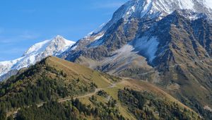 Превью обои гора, вершина, снег, склон, пейзаж, вид