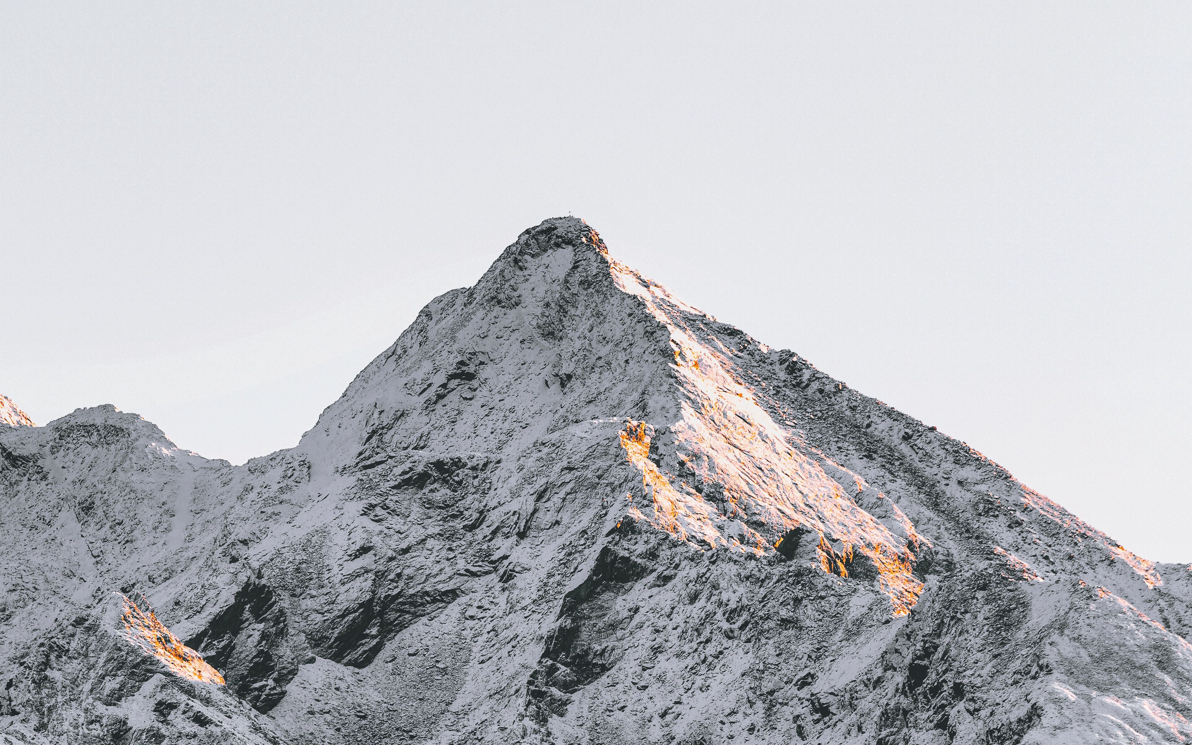 Slope 4. Snowy Peak Rock in close-up.