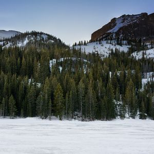 Превью обои гора, зима, снег, деревья, пейзаж, природа