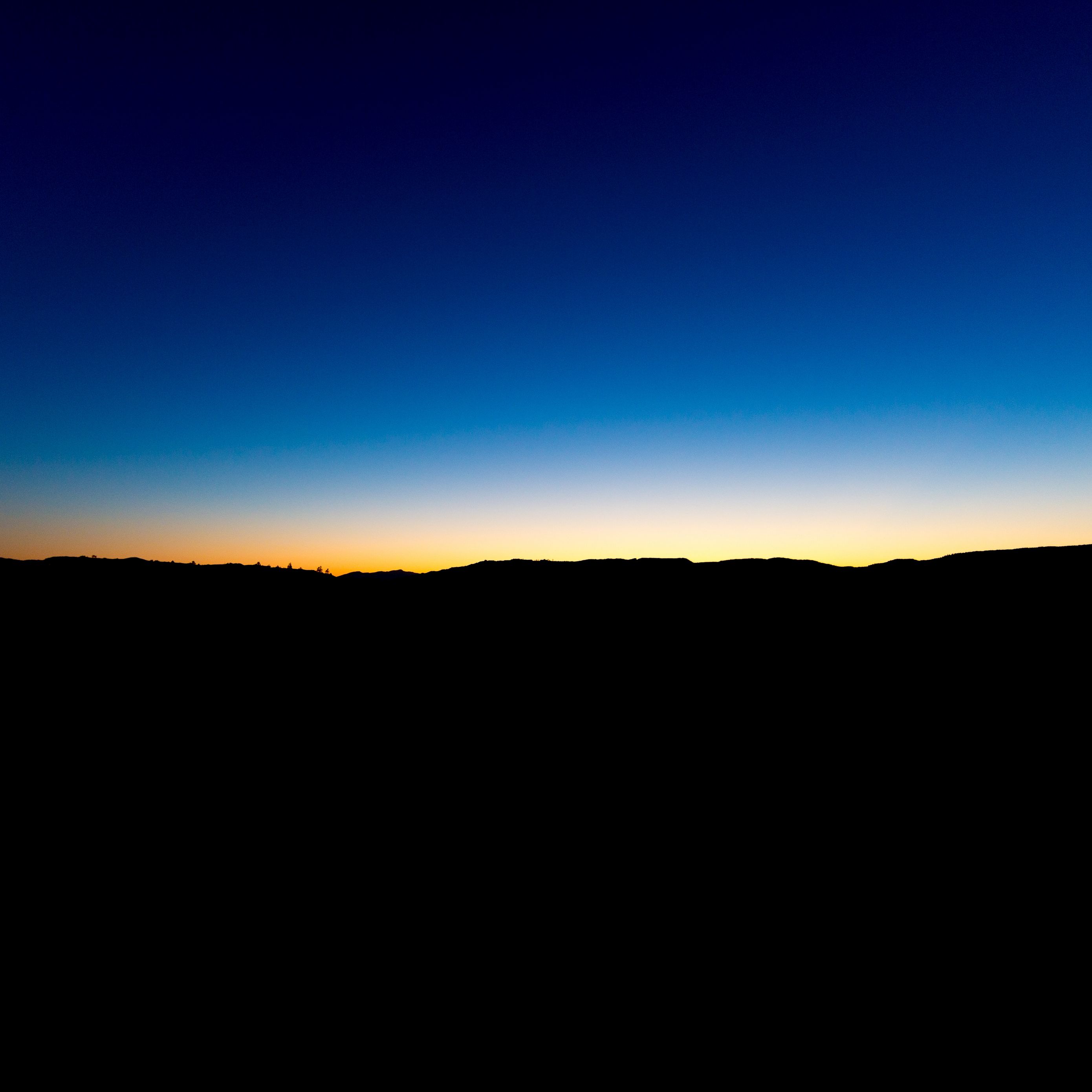 Star horizon ios. Хорайзен зеро давн 4к. Заставка ios 14. Horizon ios. Фон для рабочего стола ios.