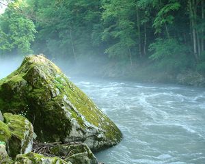 Превью обои горная река, камень, мох, адыгея