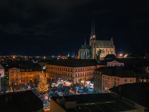 Превью обои город, башня, крыши, ночной город, ночь