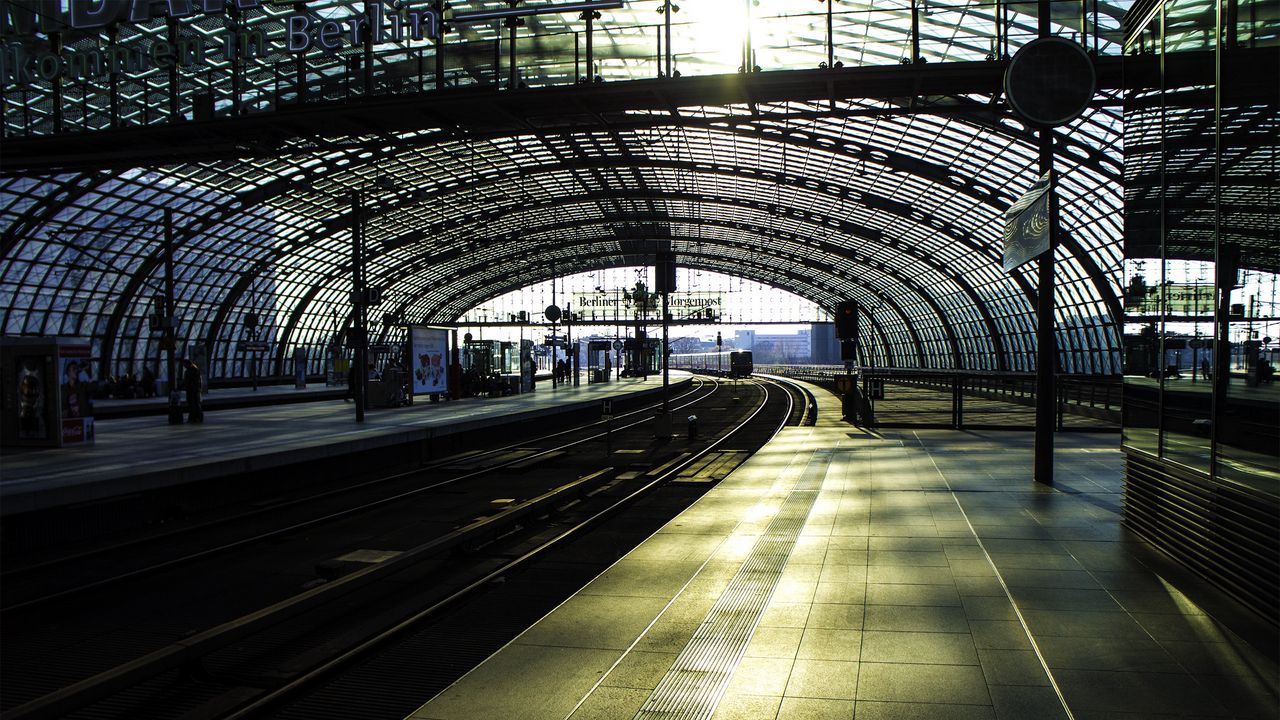 Обои город, берлин, вокзал, железная дорога