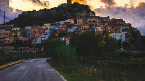 Превью обои город, дорога, облака, небо