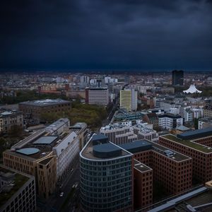 Превью обои город, городской пейзаж, здания, вид сверху, архитектура