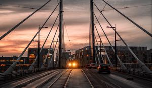Превью обои город, мост, машины, транспорт, вечер