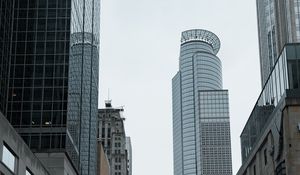 Превью обои город, небоскреб, архитектура, дорога, машины