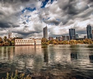 Превью обои город, озеро, небо, hdr