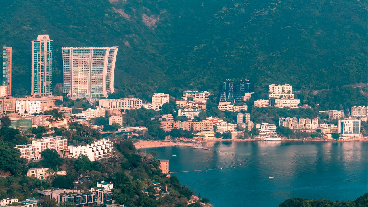 Обои город, побережье, море, лодки, порт