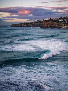 Превью обои город, скалы, море, волны, вода