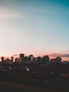 Превью обои город, строения, закат, небо