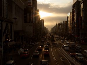 Превью обои город, улица, автомобили, темный