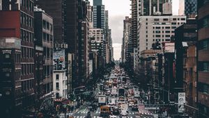 Превью обои город, улица, транспорт, движение, здания