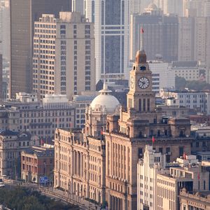 Превью обои город, вид сверху, здания, часовня, архитектура