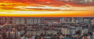 Превью обои город, вид сверху, здания, закат, городской пейзаж