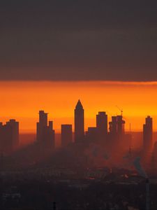 Превью обои город, закат, здания, сумерки, вид