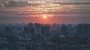 Превью обои город, здания, архитектура, закат, сумерки