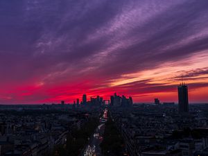 Превью обои город, здания, дорога, огни, закат, вечер