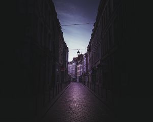 Превью обои город, здания, дорога, фасад, даль