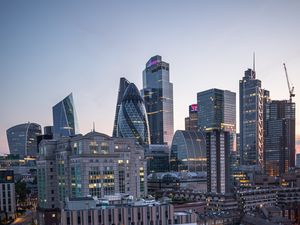 Превью обои город, здания, крыши, архитектура, лондон