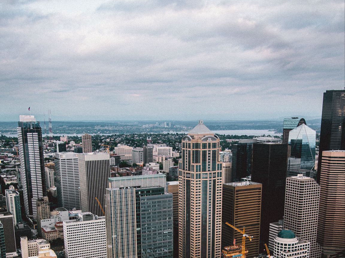 600 городов. Небо город. Город сверху. Москва сити 8к. Иллинойс штат сша.