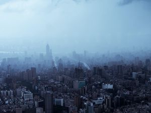 Превью обои город, здания, небоскребы, туман, мрак
