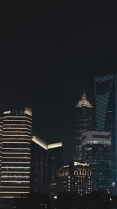 Превью обои город, здания, небоскребы, ночь, темный