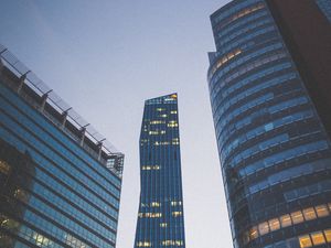 Превью обои город, здания, небоскребы, сумерки