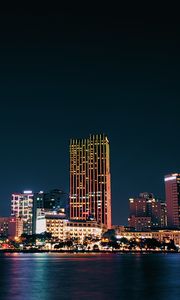 Превью обои город, здания, ночь, побережье